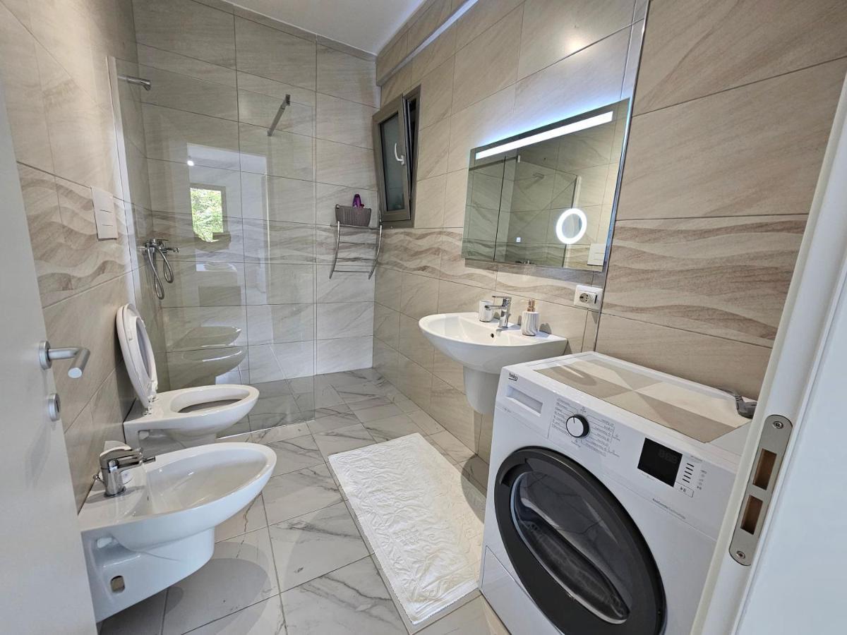 Tower Bridge Apartment Tirana Kültér fotó